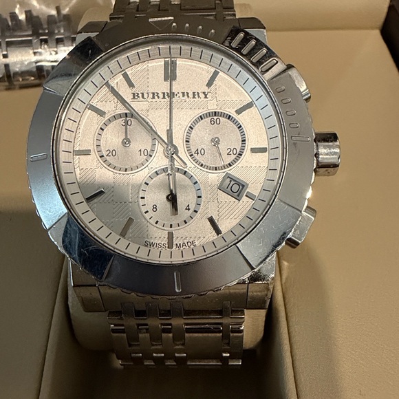 Burberry Men’s Trench Stainless Steel Chronograph Watch - Picture 4 of 5